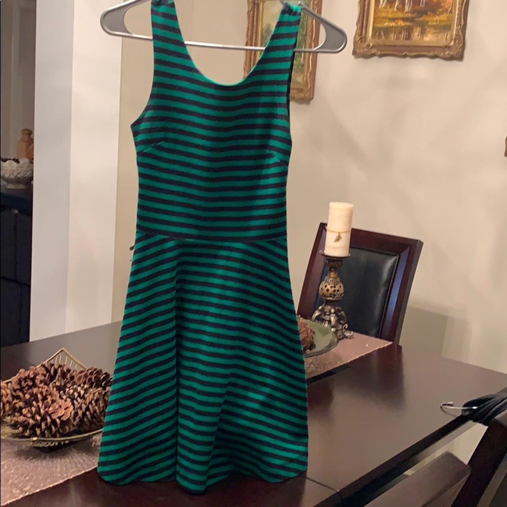 American Eagle Green and Black dress Size 0